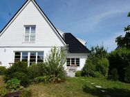 Schönes kernsaniertes Haus in ruhiger Lage in Ahrensburg/Ammersbek mit separatem Baugrundstück - Ammersbek