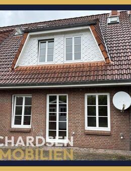 Geräumiges Reihenmittelhaus mit Süd-Terrasse und Carport-Stellplatz in Leck - Leck