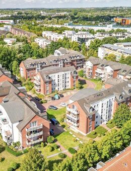 Kapitalanlage in Schwerin: Vermietete Etagenwohnung mit zwei Balkonen - Schwerin