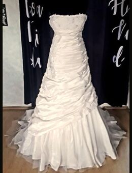 Brautkleid Gr.XL,creme, von affinity bridal - Hannover