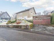 Kleines Haus mit Doppelgarage in guter Lage! - Reichshof