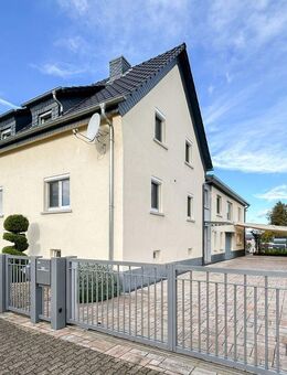 Wo Kinderherzen und Gartenfreunde aufblühen - Doppelhaushälfte mit Wohlfühlcharakter! - Biebesheim (Rhein)