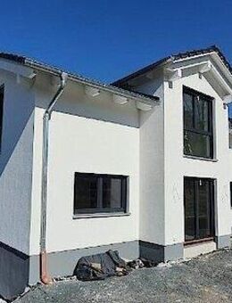 Der perfekte Grundriss - hoher Kniestock - inkl. Sonnendachgaube - Massivbauweise! - Simmern (Hunsrück)