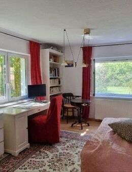 IMMOBERLIN.DE – Toplage! Behaglicher Bungalow mit Tiefgarage & Südgarten - Erkner