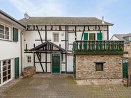 Fachwerkhof mit Einliegerwohnung in Bornheim-Roisdorf zu verkaufen -provisionsfrei- - Bornheim (Nordrhein-Westfalen)
