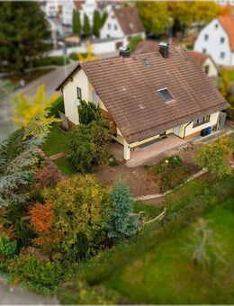 ZENTRAL WOHNEN, RUHIG LEBEN - GROSSZÜGIGES ZWEIFAMILIENHAUS IN LANGENAU - Langenau