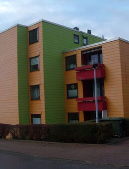 1 Zimmer Apartment ab 1.12.2025 frei -möbliert- mit abgetrenntem Schlafbereich und Balkon in guter Lage mit traumhaftem Blick - Bad Harzburg