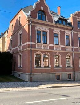 Saniertes Mehrfamilienhaus mit 4 Wohneinheiten in Vogtland- Denkmalschutz - Falkenstein (Vogtland)