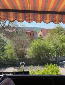 2 1/2 Zimmer Wohnung mit Balkon und Garage und EBK - Lehrberg