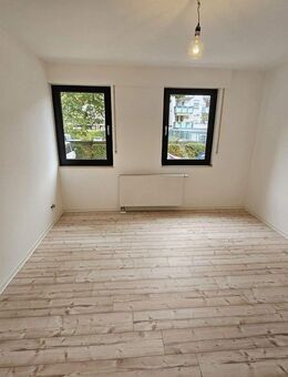 Erstbezug: Traumhafte 3-Raum Wohnung mit Garten - Monheim (Rhein)