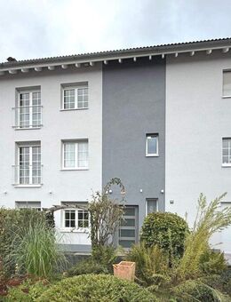 Oberursel: Kernsaniertes Schmuckstück zur Anlage und teilw. Selbstbezug. Ideal für Handwerker - Oberursel (Taunus)