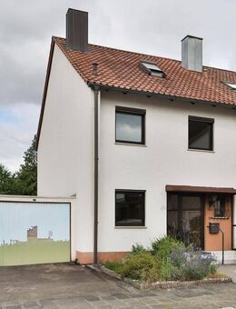 Reiheneckhaus in familienfreundlicher Lage - Nürnberg