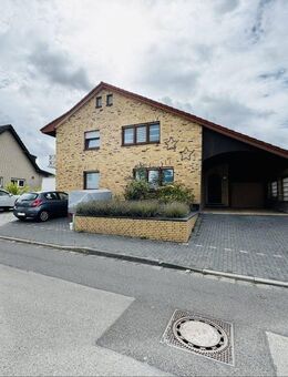 100% bezugsfrei! Mehrgenerationen Haus. Freistehend, Provisionsfrei. EFH mit ELW - Aldenhoven