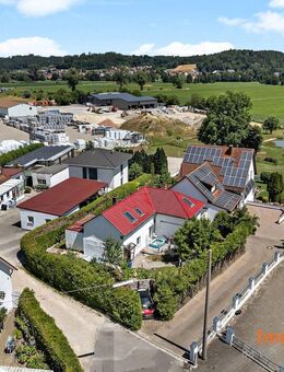 IMMOSPACE *** GLASFASER-INTERNET *** HAUS MIT GARTEN & GARAGE ZUM FERTIG RENOVIEREN *** - Altenmünster