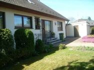 Wohnhaus mit Doppelgarage in Tuningen! - Tuningen