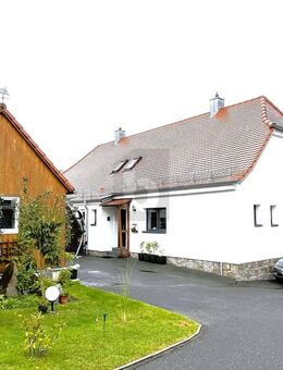 SANIERTE, MODERNISIERTE FAMILIENOASE MIT CHARME - Neunburg (Wald) Zentrum