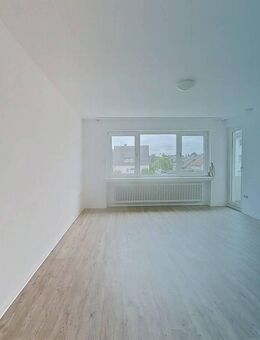 Helle 3-Zimmer-Wohnung mit BALKON und TAGESLICHTBAD - Paderborn