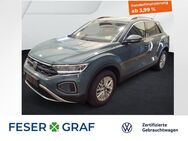 VW T-Roc, 1.0 TSI Life, Jahr 2024 - Nürnberg