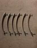 Wir geben 6 silberne Möbelgriffe ab ab in 99086