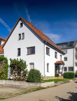Großzügige Maisonette-Wohnung mit XXL-Südbalkon, inkl. Stellplatz im Zentrum von Laichingen - Laichingen