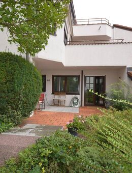 4 Zimmer im Mediteranen Stil mit Terrasse und Einzelgarage - Holzgerlingen