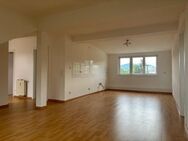 Gemütliche Dachgeschosswohnung in ruhigem Mehrfamilienhaus - Baden-Baden
