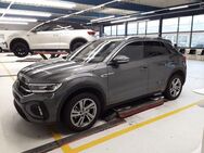 VW T-Roc, 2.0 TDI R-Line ant, Jahr 2024 - Wackersdorf