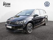 VW Touran, 2.0 TDI United, Jahr 2021 - Uelzen