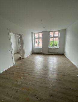Zentral gelegene 3-Zimmer-Wohnung mit moderner Einbauküche - Neuruppin