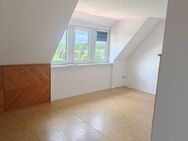 Helle 2-Zimmer Wohnung im DG in ruhiger Lage in Bad Lausick - Bad Lausick