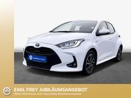 Toyota Yaris, 1.5 VVT-i Hybrid Team Deutschland Comfort-Paket, Jahr 2021 - Pforzheim