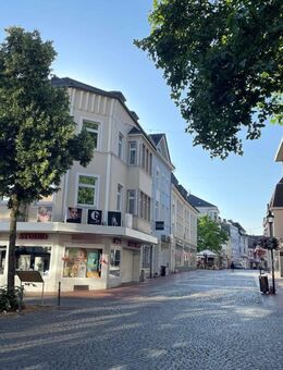 Geschäftshaus im Herzen von Moers, Neumarkt/Ecke Steinstraße - Moers