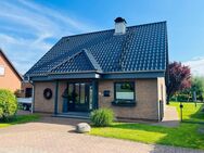 Gepflegtes und umfangreich modernisiertes Einfamilienhaus mit Garage, PV-Anlage und abgeschlossenem Garten - Brunsbüttel