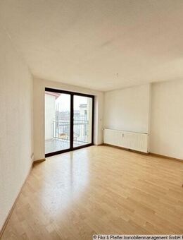 1. Monat kaltmietfrei! Helle 3-Raum-Wohnung mit großem Balkon über den Dächern von Magdeburg! - Magdeburg