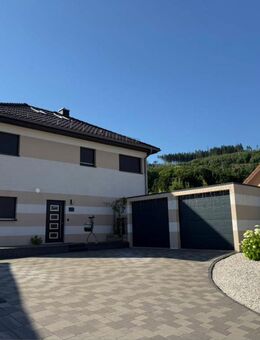 Stadtvilla in Bestlage von Friedrichroda – Neuwertig, Effizienzklasse A+, Traumgrundstück - Friedrichroda