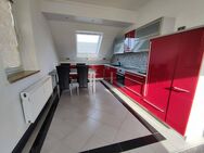 Schöne Dachgeschoss-Wohnung mit moderner Einbauküche-neuer Preis!!! - Schlettau