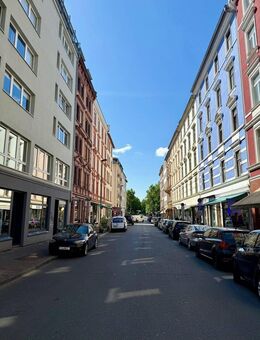 Wohnungspaket von 4 Wohnungen im beliebten Brückenviertel (Sachsenhausen-Nord) im schönen Altbau - Frankfurt (Main)
