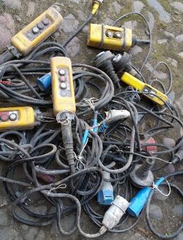 Handsteuergeräte ELEKTRO KABEL KONVOLUT TELEMECANIQUE - Berlin Friedrichshain-Kreuzberg