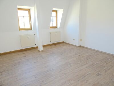 Familienfreundliche 3 Zimmer Wohnung in Meerane zu vermieten !