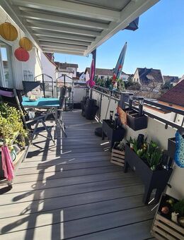 Schöne, aktuell vermietete 4-Zimmerwohnung, mit großem Balkon und St/Platz in Rödermark-Ober-Roden - Rödermark