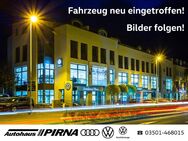 VW T-Cross, 1.0 TSI Active, Jahr 2022 - Pirna