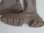 H & M Boots Khaki Gr. 41 - Gummersbach