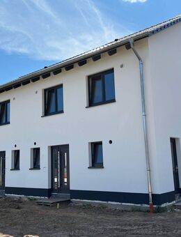 DHH in Minden +++ KfW-Förderung möglich... Fertigstellung Spätsommer 2025 !!! - Minden (Nordrhein-Westfalen)