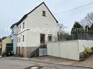 Handwerkertraum mit Perspektive - EFH mit Garten und zwei Garagen - Merchweiler