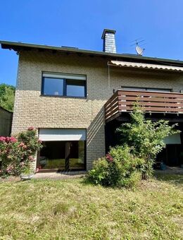 Einfamilienhaus mit Einliegerwhg. (zusätzl.sep.Zugang), 2 Garagen, ruhige Sackgassenlage, Ründeroth - Engelskirchen