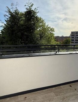2-Zimmer-Wohnung mit Balkon und Fernblick in Berlin-Wilmersdorf - Berlin