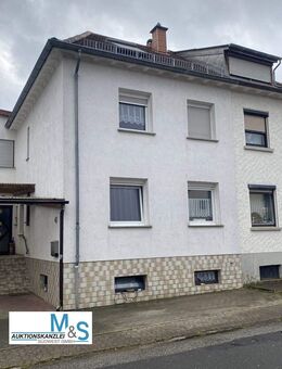 Schöne Doppelhaushälfte in Blieskastel zu verkaufen! - Blieskastel