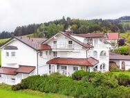 Mehrfamilien- / Generationenhaus mit bis zu 4 Whg. - 15m Pool und Sauna - Weiler-Simmerberg