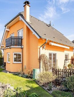 Gepflegtes Einfamilienhaus mit 4 Zimmern und Carport nahe Berlin - Ahrensfelde