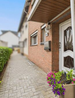 WOHNBAU: Ihr neues Zuhause mit Pool in ruhiger Lage von Aldenhoven - Aldenhoven